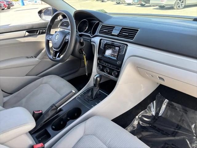 2018 Volkswagen Passat 2.0T S