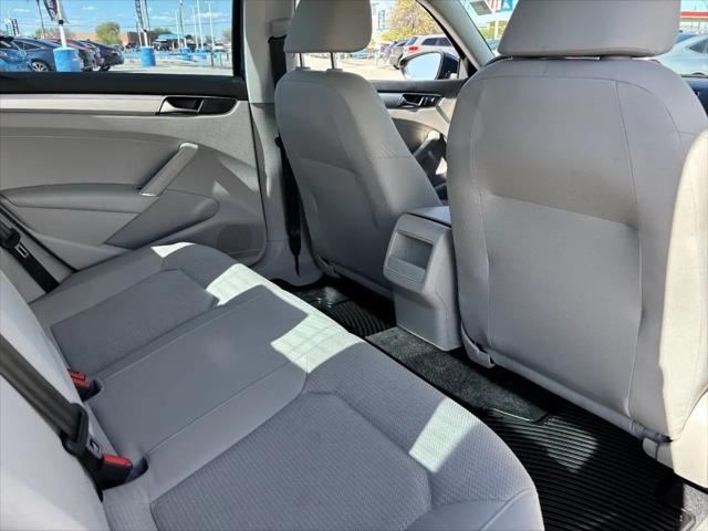 2018 Volkswagen Passat 2.0T S