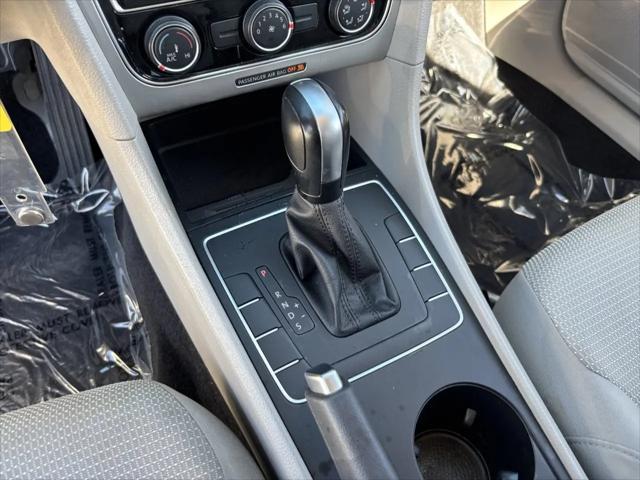 2018 Volkswagen Passat 2.0T S