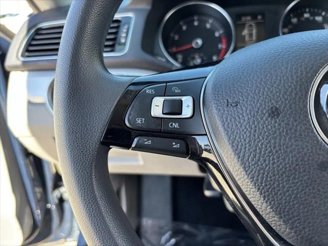 2018 Volkswagen Passat 2.0T S