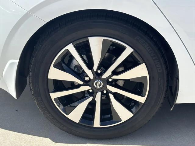 2023 Nissan Sentra SV Xtronic CVT