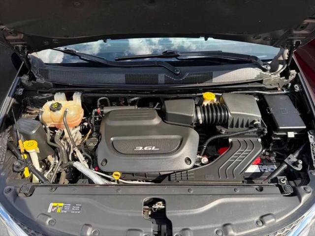 2017 Chrysler Pacifica Touring-L