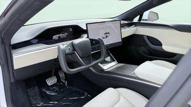 2022 Tesla Model S Plaid Tri Motor All-Wheel Drive