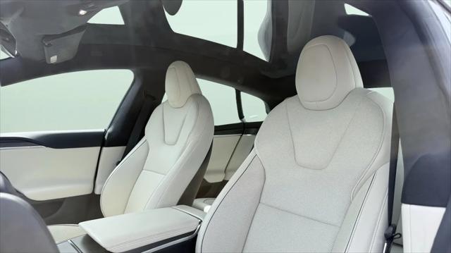 2022 Tesla Model S Plaid Tri Motor All-Wheel Drive