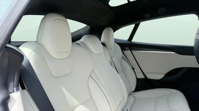 2022 Tesla Model S Plaid Tri Motor All-Wheel Drive