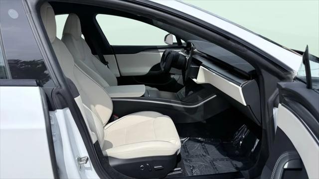 2022 Tesla Model S Plaid Tri Motor All-Wheel Drive