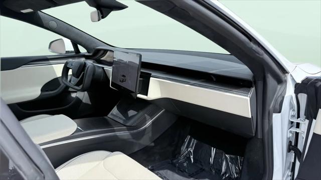 2022 Tesla Model S Plaid Tri Motor All-Wheel Drive