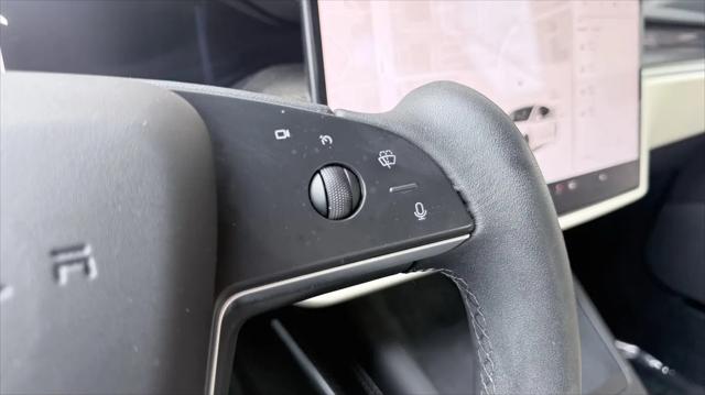 2022 Tesla Model S Plaid Tri Motor All-Wheel Drive