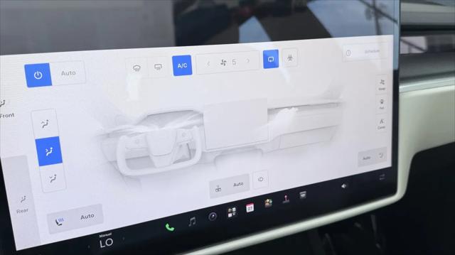 2022 Tesla Model S Plaid Tri Motor All-Wheel Drive