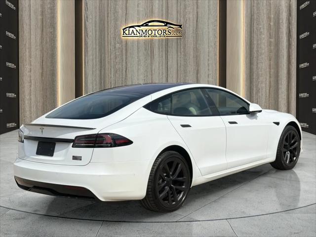 2022 Tesla Model S Plaid Tri Motor All-Wheel Drive