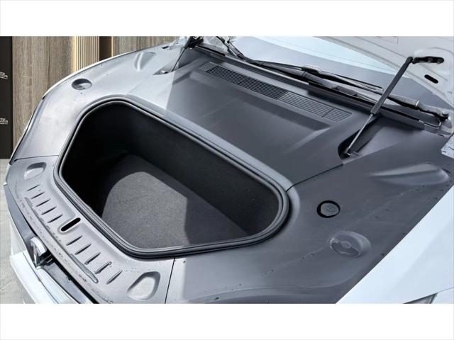 2022 Tesla Model S Plaid Tri Motor All-Wheel Drive