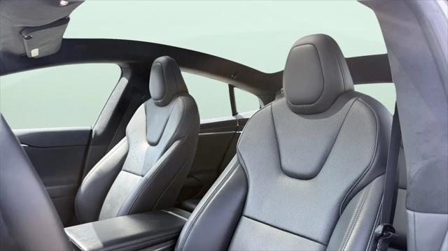 2023 Tesla Model S Standard Range