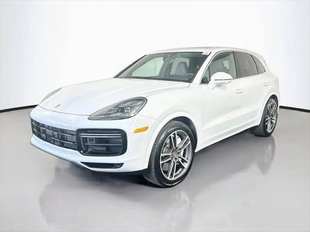 2023 Porsche Cayenne Turbo