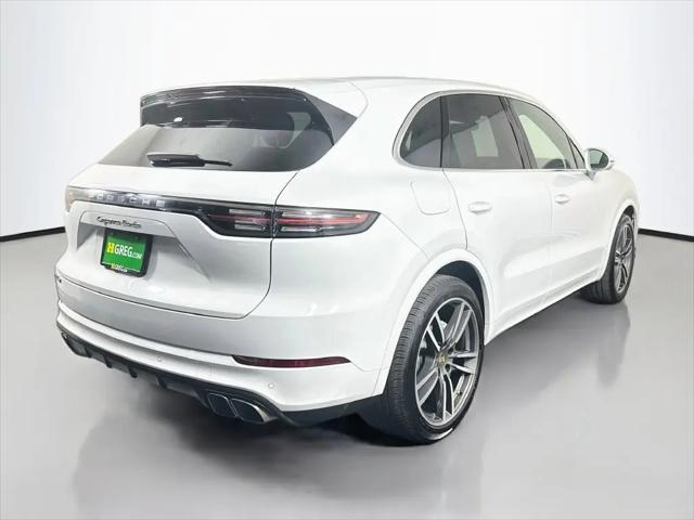 2023 Porsche Cayenne Turbo