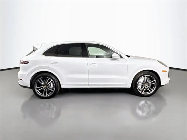 2023 Porsche Cayenne Turbo