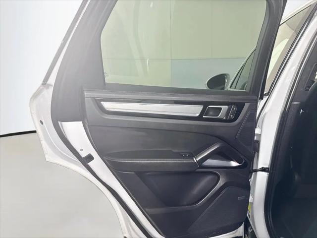 2023 Porsche Cayenne Turbo