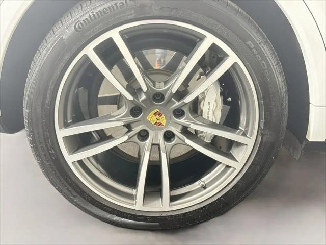 2023 Porsche Cayenne Turbo