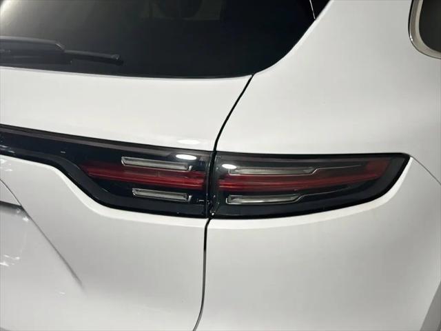 2023 Porsche Cayenne Turbo
