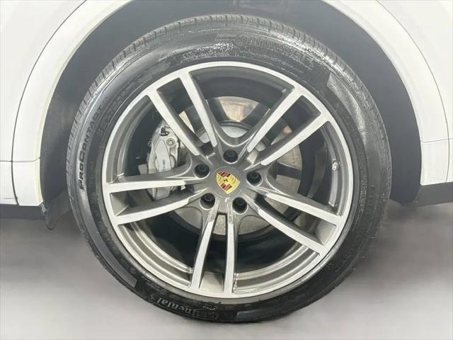 2023 Porsche Cayenne Turbo
