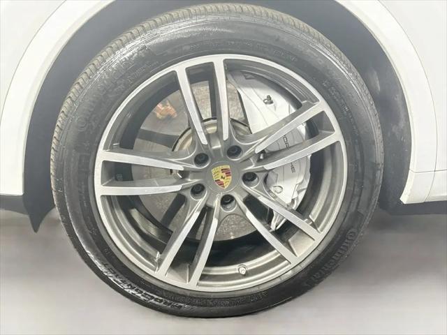 2023 Porsche Cayenne Turbo
