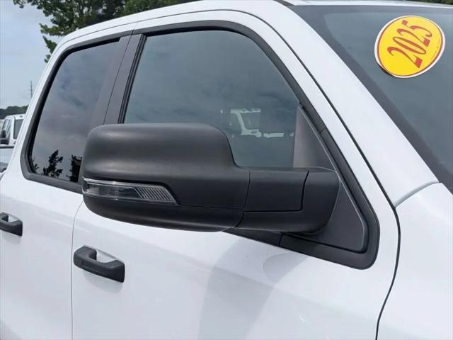 2025 Ram 1500 Big Horn Crew Cab 4x4 64 Box