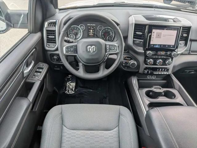 2025 Ram 1500 Big Horn Crew Cab 4x4 64 Box