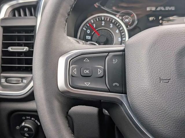 2025 Ram 1500 Big Horn Crew Cab 4x4 64 Box