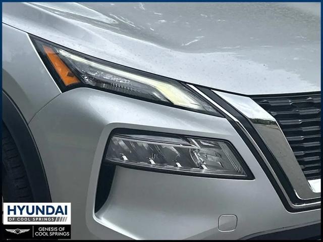 2022 Nissan Rogue SV FWD