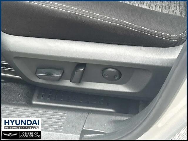 2022 Nissan Rogue SV FWD
