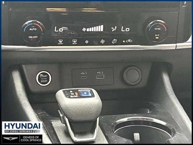 2022 Nissan Rogue SV FWD