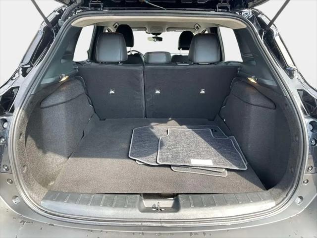 2025 Nissan Kicks SR Intelligent AWD