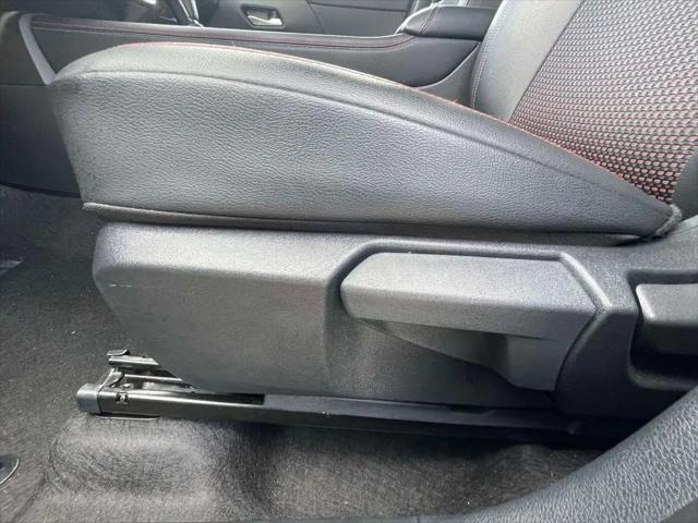2025 Nissan Kicks SR Intelligent AWD