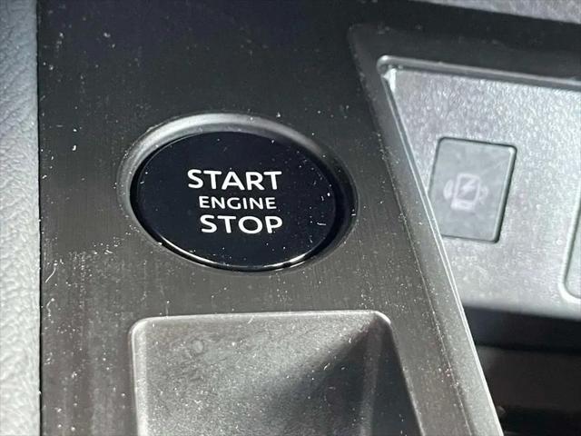 2025 Nissan Kicks SR Intelligent AWD
