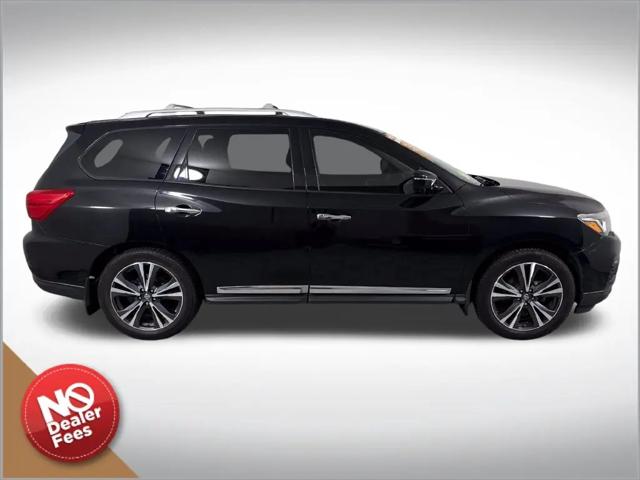 2017 Nissan Pathfinder Platinum