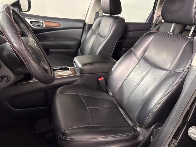 2017 Nissan Pathfinder Platinum