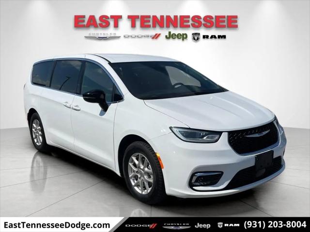 2025 Chrysler Pacifica Select for sale in Crossville, TN