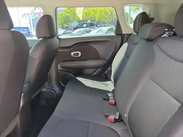 2019 Kia Soul Base
