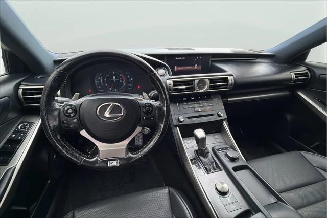 2016 Lexus IS 200t IS 200t