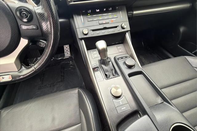 2016 Lexus IS 200t IS 200t