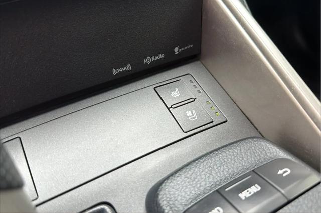 2016 Lexus IS 200t IS 200t
