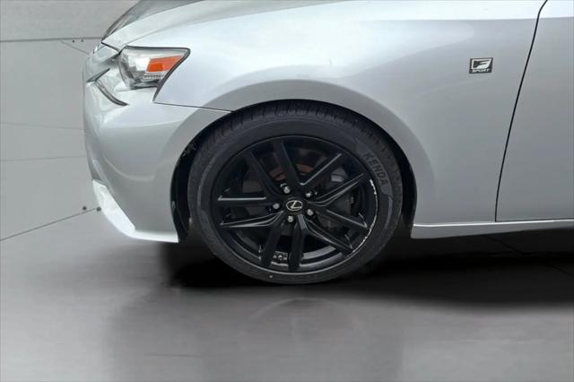 2016 Lexus IS 200t IS 200t