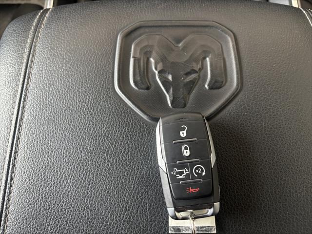 2023 Ram 1500 Laramie Crew Cab 4x4 57 Box