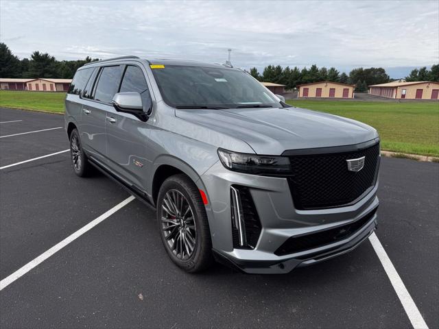 2023 Cadillac Escalade ESV 4WD V-Series for sale in Eau Claire, WI