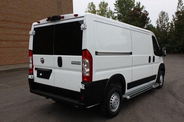 2025 Ram ProMaster 2500 Cargo Van Tradesman Low Roof 136 WB w/Pass Seat
