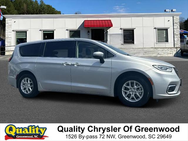 2023 Chrysler Pacifica Touring L for sale in Greenwood, SC