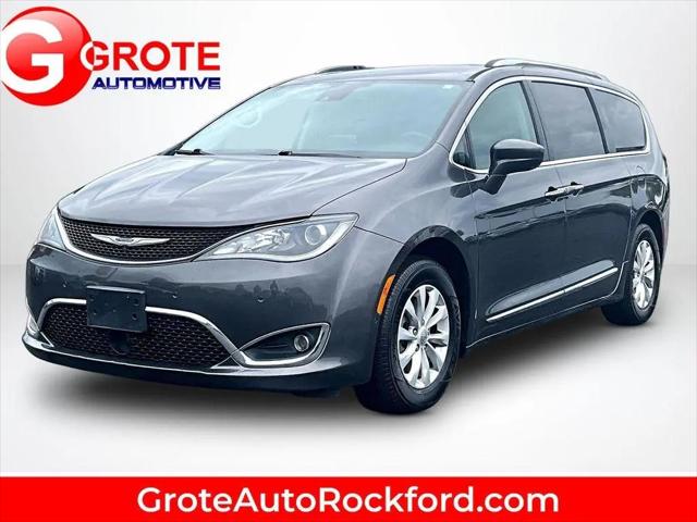 2019 Chrysler Pacifica Touring L for sale in Rockford, IL