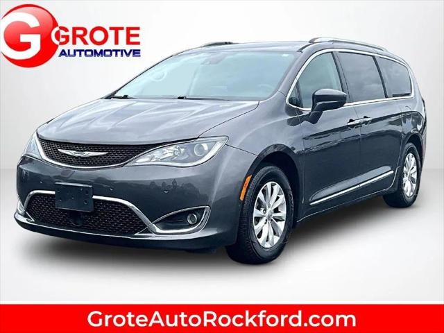 2019 Chrysler Pacifica Touring L for sale in Rockford, IL