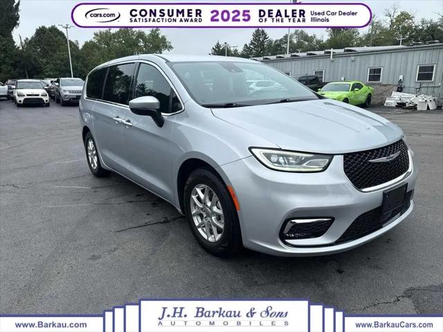 2023 Chrysler Pacifica Touring for sale in Cedarville, IL