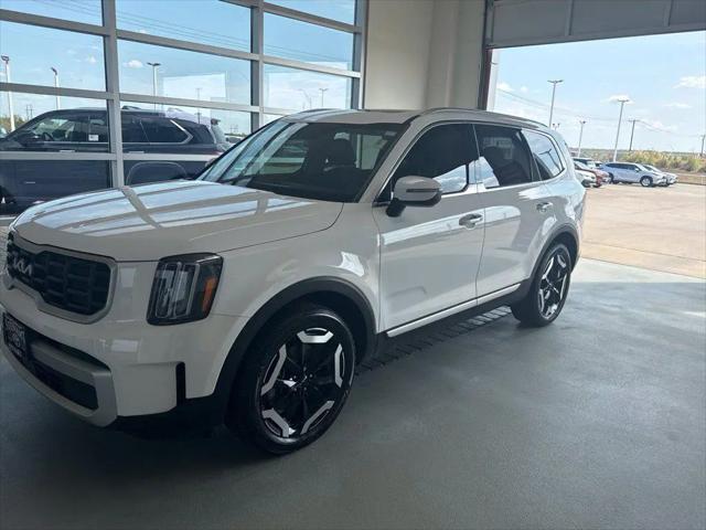 2024 Kia Telluride S for sale in Corsicana, TX