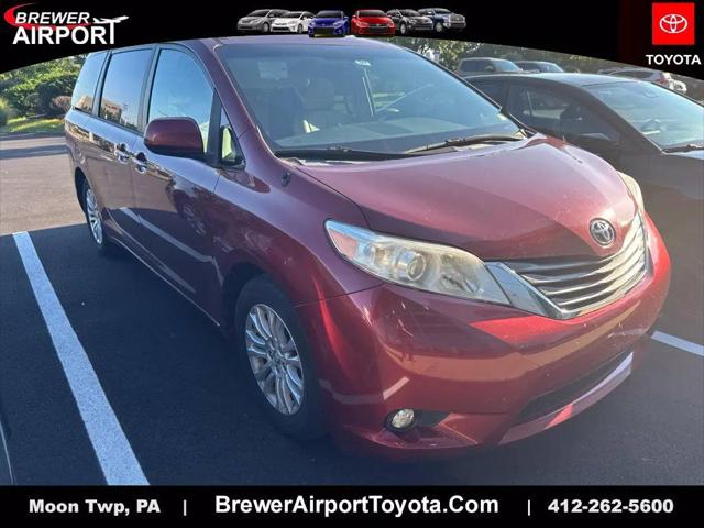 2014 Toyota Sienna XLE V6 8 Passenger for sale in Moon Twp, PA